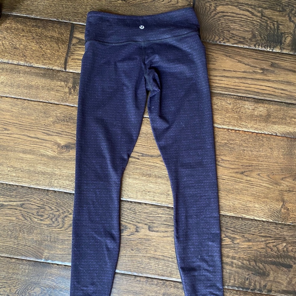 Lululemon leggings size 6